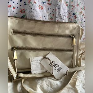HOBO small crossover in cream
